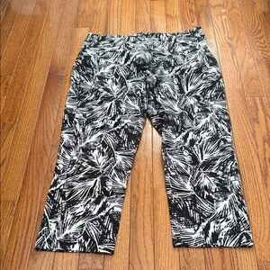 Women’s APT 9 Essentials Capri Dress Pants